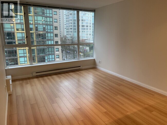 1420 W Georgia St in Vancouver, BC - Building Photo - Building Photo