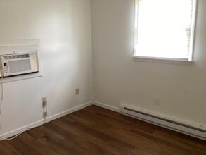 915 Woodland Ave in Buena Vista, VA - Building Photo - Building Photo