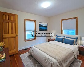 5 Rifle Ct in Watertown, MA - Building Photo - Building Photo