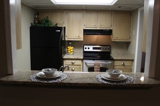 3730 Old Flowery Branch Road, Unit 2G in Oakwood, GA - Building Photo - Building Photo