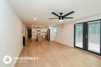 234 Pinehurst Ln in Marietta, GA - Building Photo - Building Photo