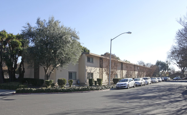 Park Avenue Apartments in Santa Clara, CA - Building Photo - Building Photo