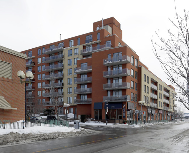 Les Jardins du Canal in Montréal, QC - Building Photo - Building Photo