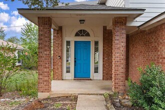 1612 Rossport Bend in Leander, TX - Building Photo - Building Photo