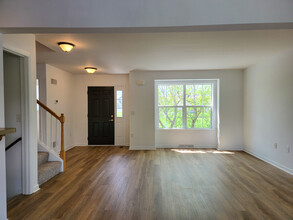616 Wagonwheel Rd in Lititz, PA - Building Photo - Building Photo