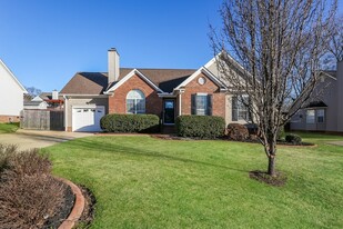 113 Autumnwood Way in Simpsonville, SC - Building Photo