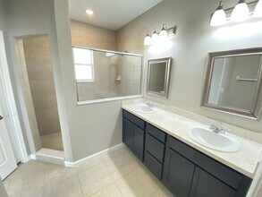 258 Bella Prestwick Blvd in Davenport, FL - Building Photo - Building Photo