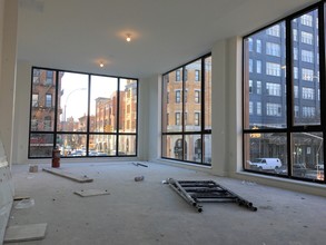 89 Broadway in Brooklyn, NY - Building Photo - Building Photo