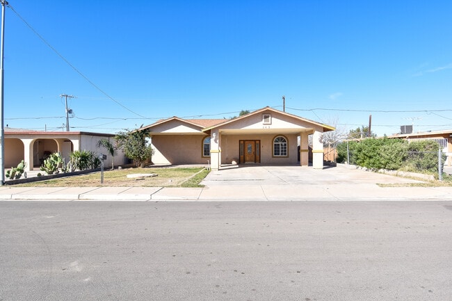 143 Sunset Ave