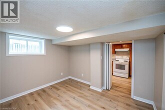 66 Weir St S in Hamilton, ON - Building Photo - Building Photo