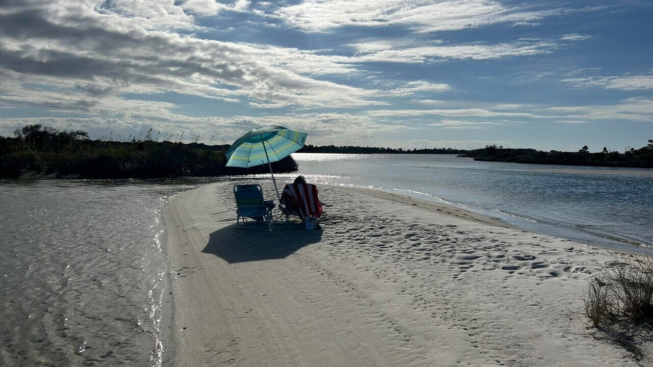 209 W Miracle Strip Pkwy in Mary Esther, FL - Building Photo