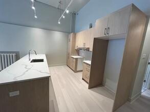 1366-1380 Hart Rue in Trois-Rivières, QC - Building Photo - Interior Photo