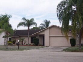 13100 Brookshire Lake Blvd in Ft. Myers, FL - Building Photo
