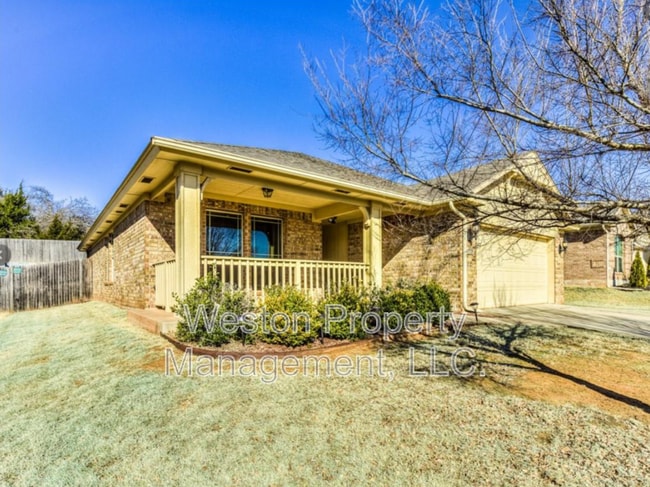 1709 Choctaw Wood Dr in Choctaw, OK - Building Photo - Building Photo