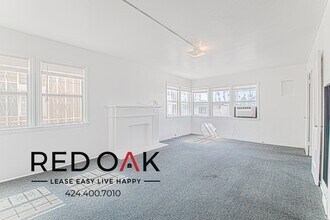 909 1/4 S Kenmore Ave in Los Angeles, CA - Building Photo - Building Photo