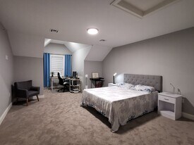 868 Washington St in Norwood, MA - Building Photo