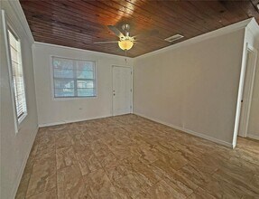 3215 E Louisiana Ave in Tampa, FL - Building Photo - Building Photo