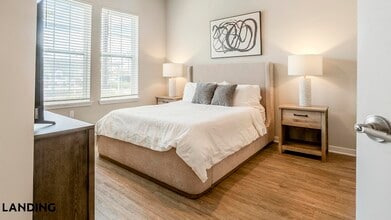 4902 Cosmos Cir, Unit 119 in Wimauma, FL - Foto de edificio - Building Photo