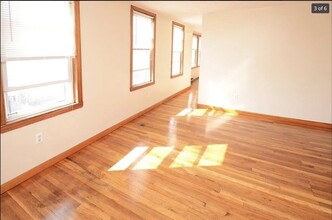 28 Bay Rd-Unit -1 in Revere, MA - Building Photo - Building Photo