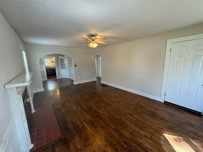 1510 Nutwood St in Bowling Green, KY - Building Photo - Building Photo