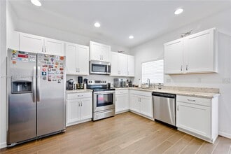 1106 NW 40th Ter in Lauderhill, FL - Building Photo - Building Photo