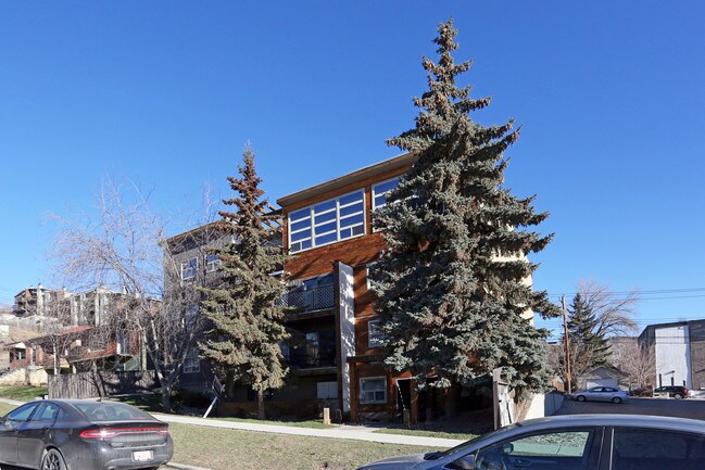 410 1st Ave NE in Calgary, AB - Building Photo - Building Photo