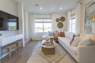 20610 Green Ash Ln in Winnetka, CA - Building Photo