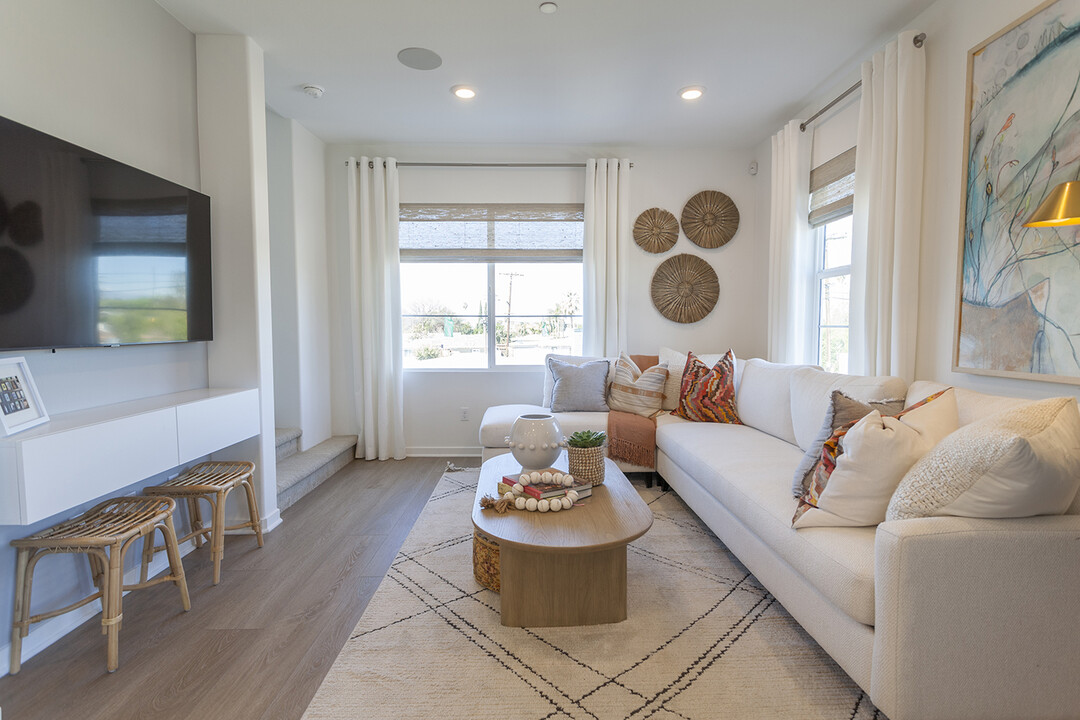 20610 Green Ash Ln in Winnetka, CA - Building Photo