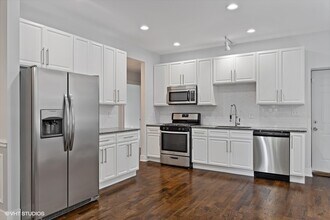 5349 W Van Buren St in Chicago, IL - Building Photo - Building Photo