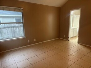 1013 Great Britain Blvd in Austin, TX - Building Photo - Building Photo