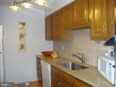 1420 Locust St in Philadelphia, PA - Building Photo - Building Photo