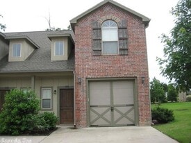 201 Tivoli Ln in Maumelle, AR - Building Photo