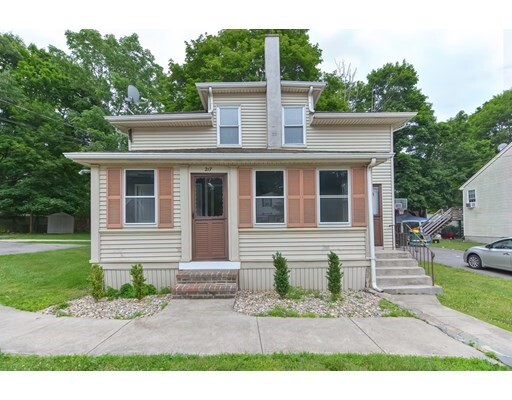 217 Fisher St-Unit -A in North Attleboro, MA - Foto de edificio