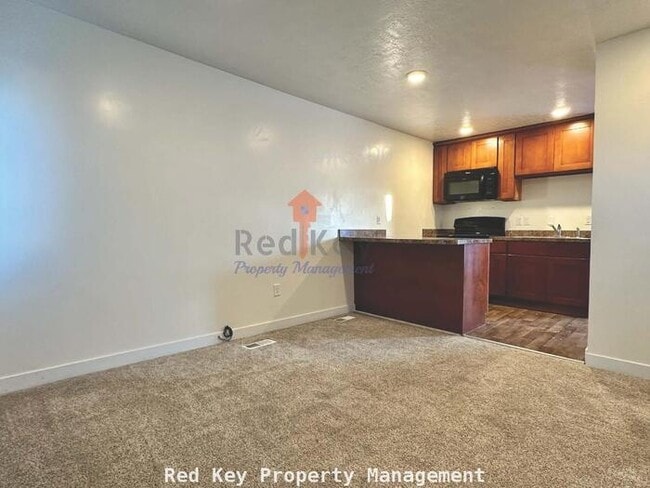 468 E Vine St in Tooele, UT - Building Photo - Building Photo