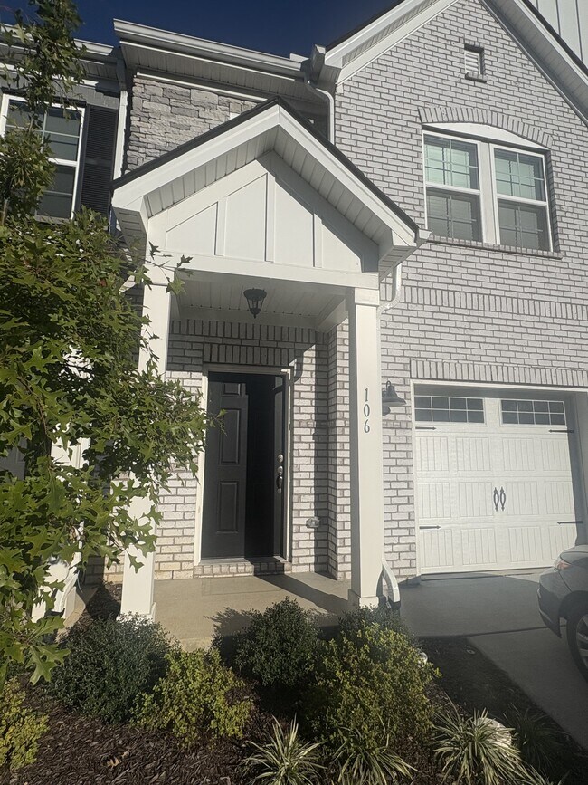 106 Brighton Ln in Lebanon, TN - Building Photo - Building Photo