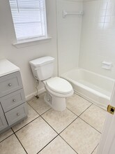 6484 Park Manor Dr in Metairie, LA - Building Photo - Building Photo