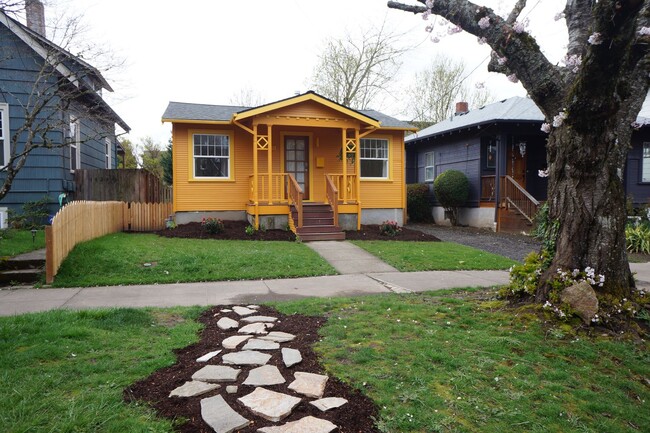 property at 1815 SE 51st Ave