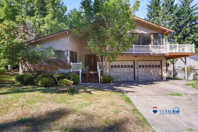 property at 2216 Dublin Dr NW