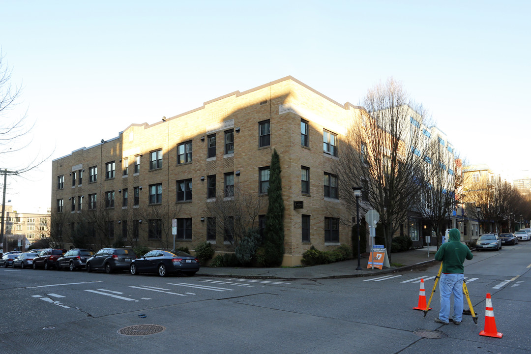 Grex Apartments in Seattle, WA - Foto de edificio