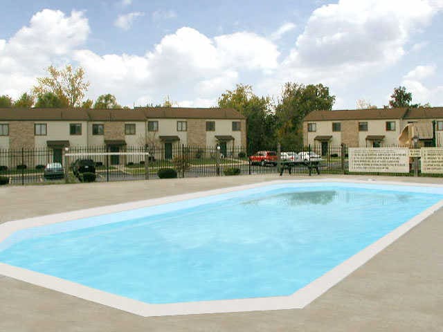 Covington Square in Valparaiso, IN - Building Photo