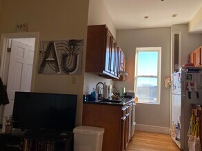 1185 Commonwealth Ave, Unit 20 in Boston, MA - Building Photo - Building Photo