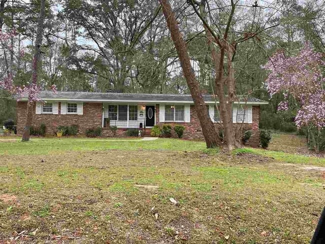 property at 3155 Lakeshore Dr