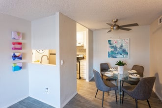 The Peaks on 4th in Avondale, AZ - Building Photo - Interior Photo