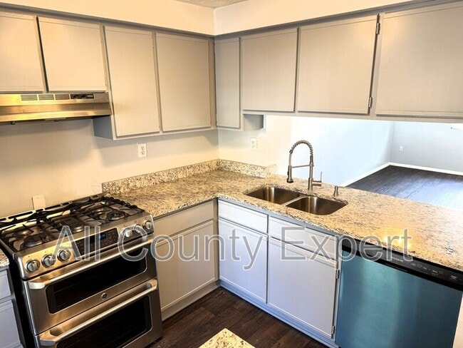 862 Regal Path Ln in Decatur, GA - Building Photo - Building Photo