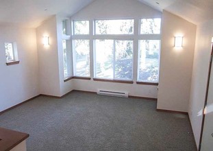 Camelia in Bainbridge Island, WA - Building Photo - Building Photo