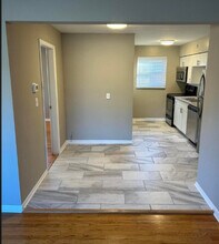 The Royal in Fort Thomas, KY - Building Photo - Building Photo