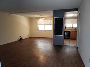 514 Coronado Ave in Long Beach, CA - Building Photo - Building Photo