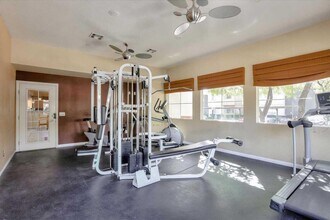 Solana Apartments in Las Vegas, NV - Building Photo - Building Photo