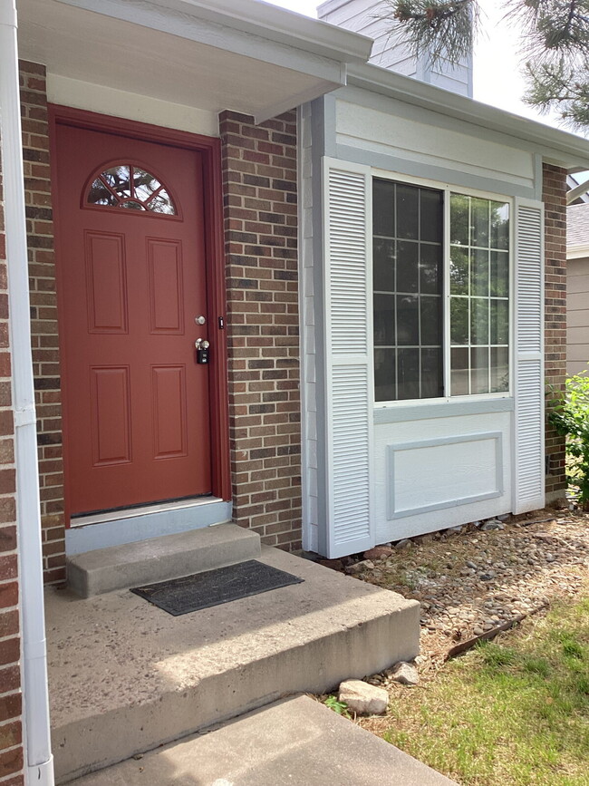 property at 13142 W Cross Pl