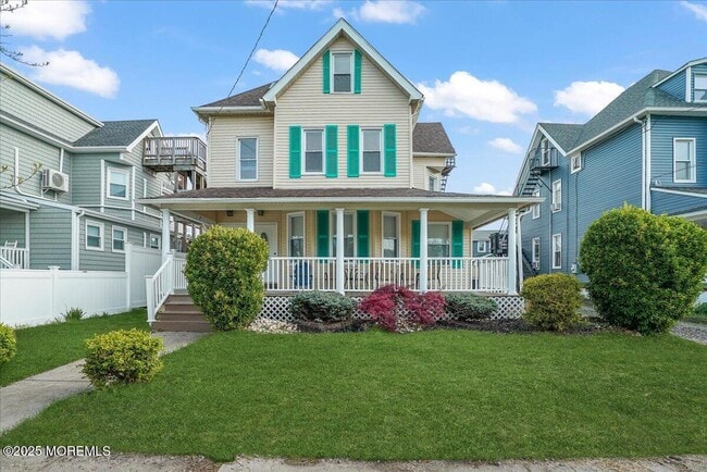 property at 116 11th Ave